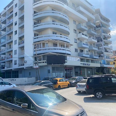 Apartment Barden Vlorë Esterno foto