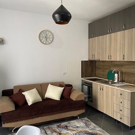 Apartment Barden Vlorë Esterno foto