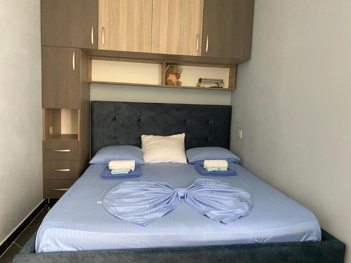 Apartment Barden Vlorë Esterno foto