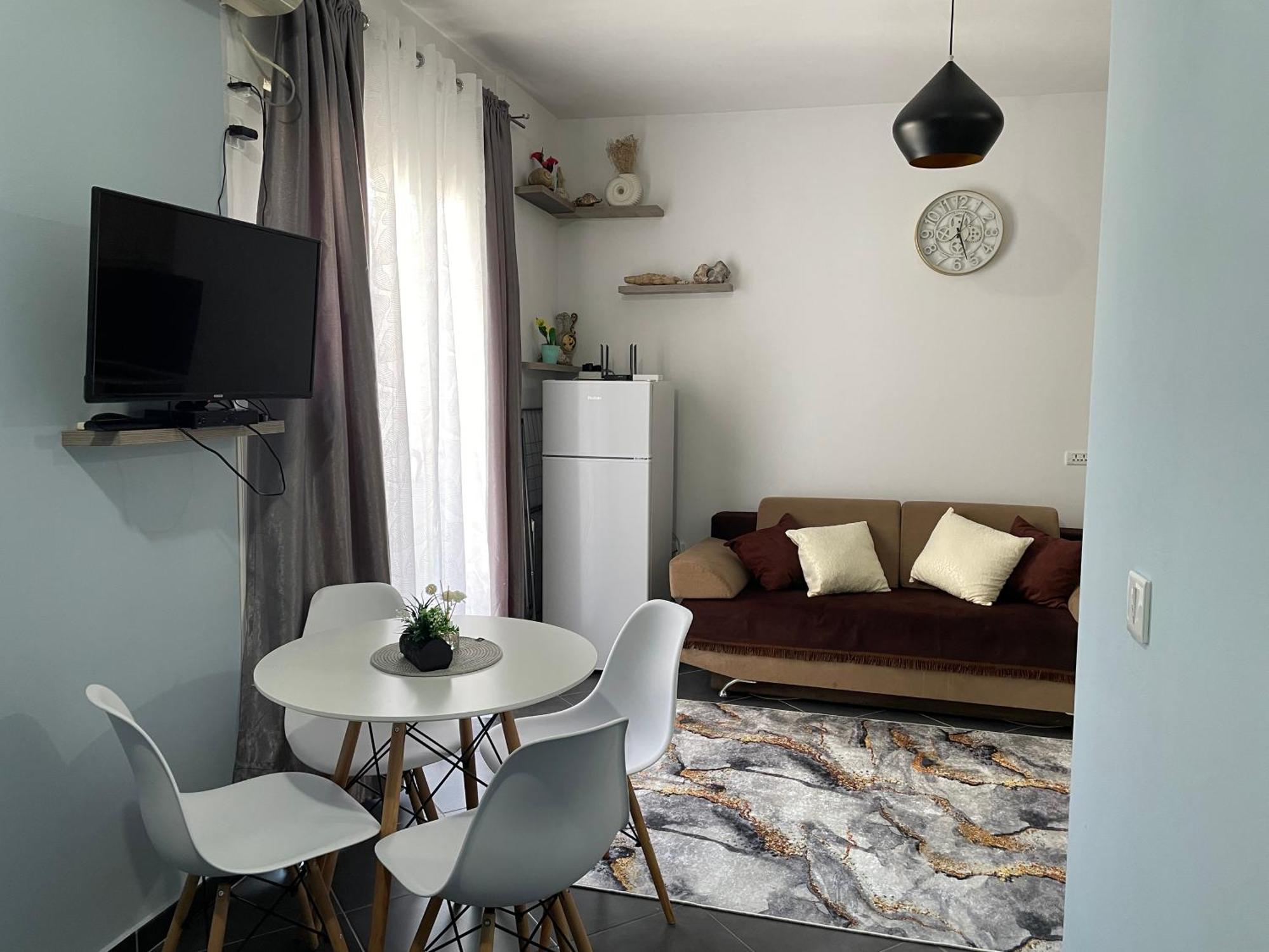 Apartment Barden Vlorë Esterno foto